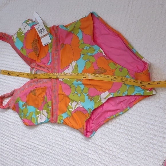 New Trina Turk Playa De Flor Plunge Swimsuit - Picture 10 of 11